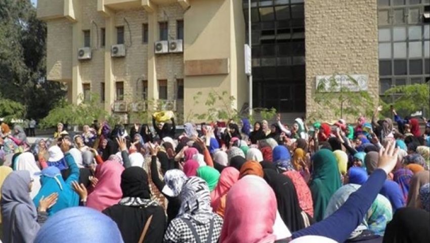 طلاب جامعة القناة: تأجيل الدراسة تخبط وخوف من الحراك الطلابي