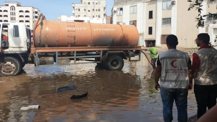 صور وفيديو| بين نيران الحرب والأمطار.. اليمن يغرق في السيول ويستغيث