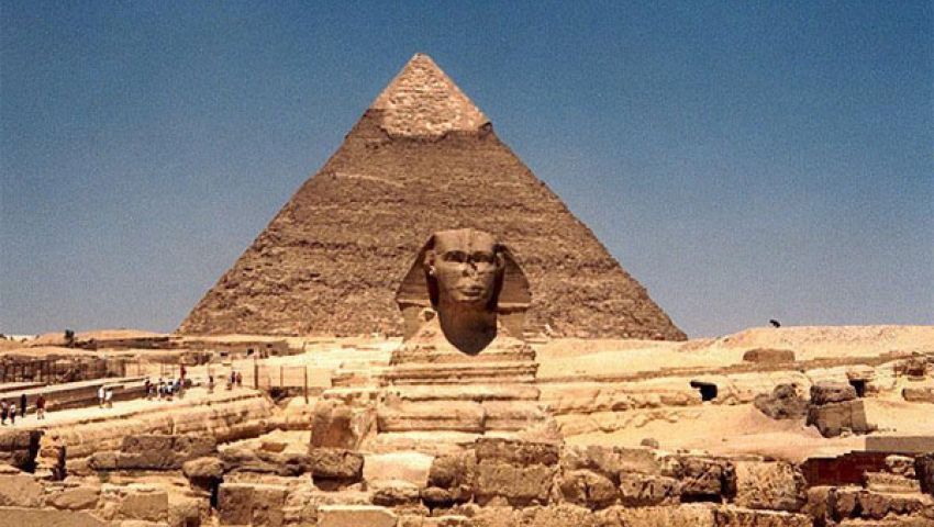 مصطفى أمين: العمل جارٍ في المشروعات الأثرية        