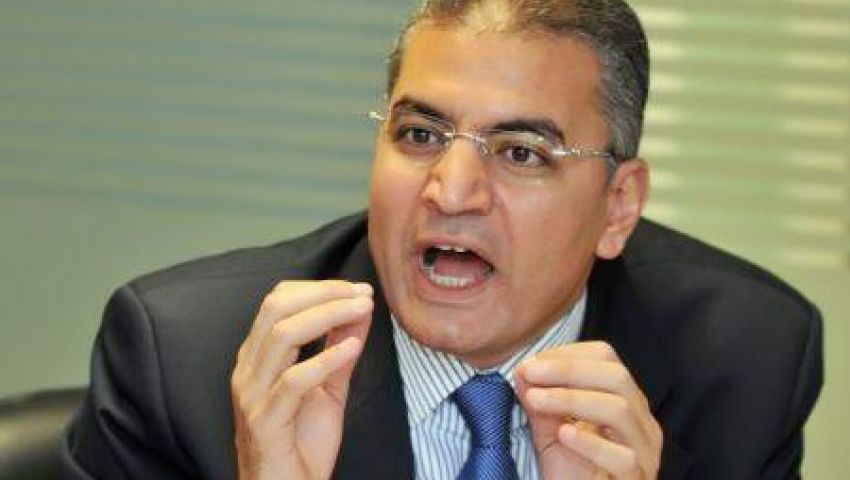 اشعال النيران في مقر حزب الوسط بالمقطم 