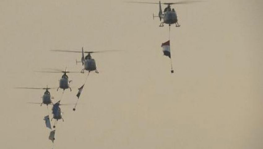 مروحيات تابعة للجيش تحلق في سماء التحرير