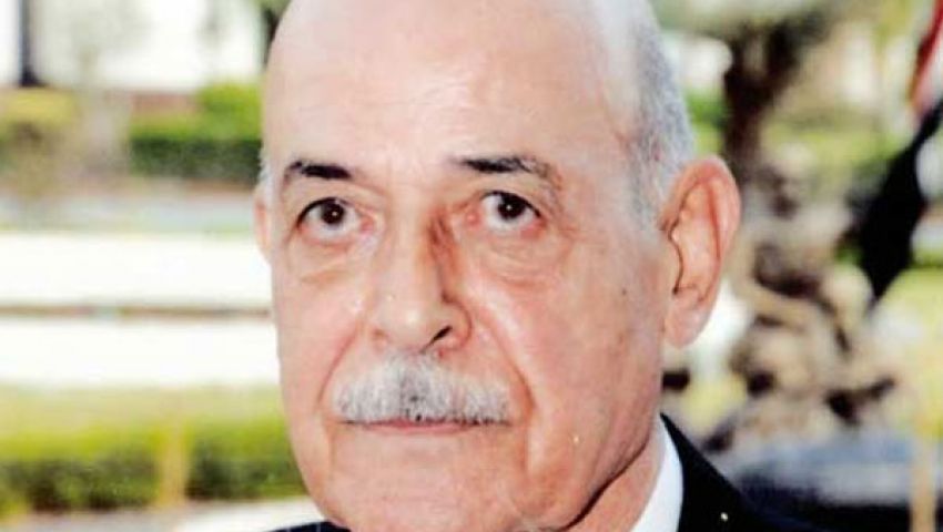 سعيد: تعاملوا مع تحذيرات أبو مازن بجدية