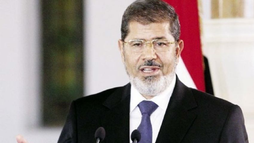 مرسي يلقي خطابه من قاعة المؤتمرات بمدينة نصر
