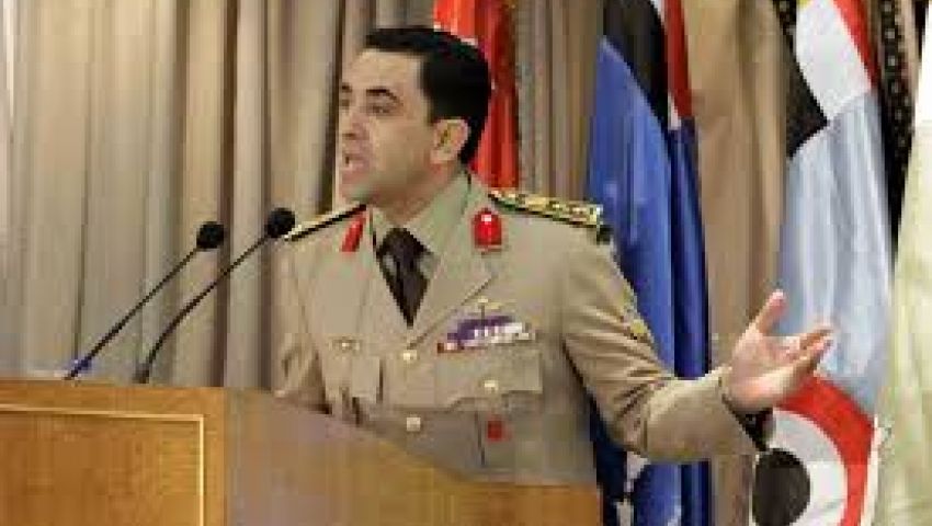 الجيش يجدد تحذيره من ارتداء مدنيين زي عسكري