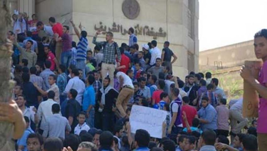 17 عامًا سجنًا لـ12 من مؤيدي مرسي في أحداث الأزهر