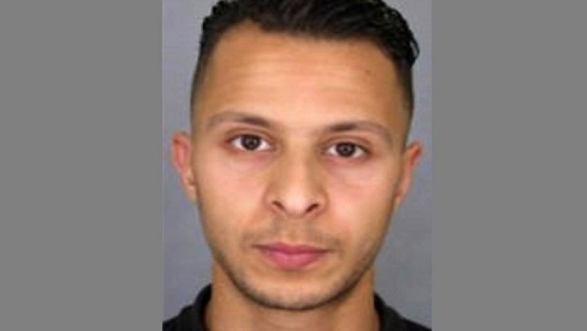 صلاح عبد السلام في رسالةٍ من سجنه لامرأة مجهولة: سارعي إلى التوبة صلاح عبد السلام في رسالةٍ من سجنه لامرأة مجهولة: سارعي إلى التوبة