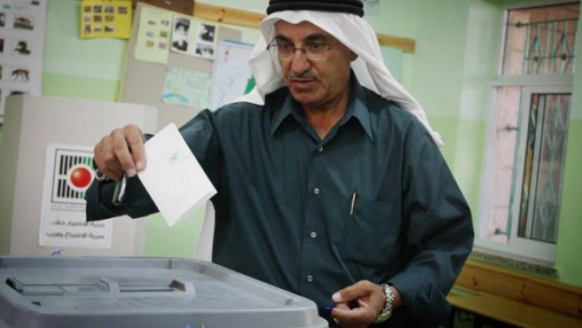 فتح تنفي تقديم عرض بتأجيل الانتخابات المحلية 