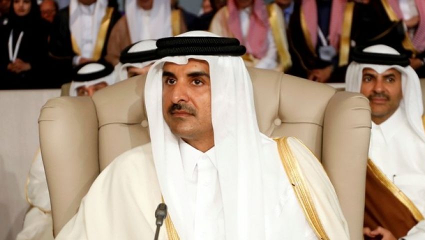 أمير قطر يغيب عن قمة مكة.. والخارجية تعلن ممثل الدوحة