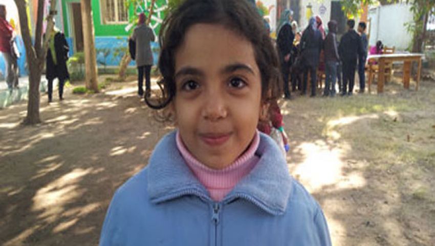 فيديو.. الطفلة المعجزة «حنين»: المدرِّسة رفضت دخولي المعمل