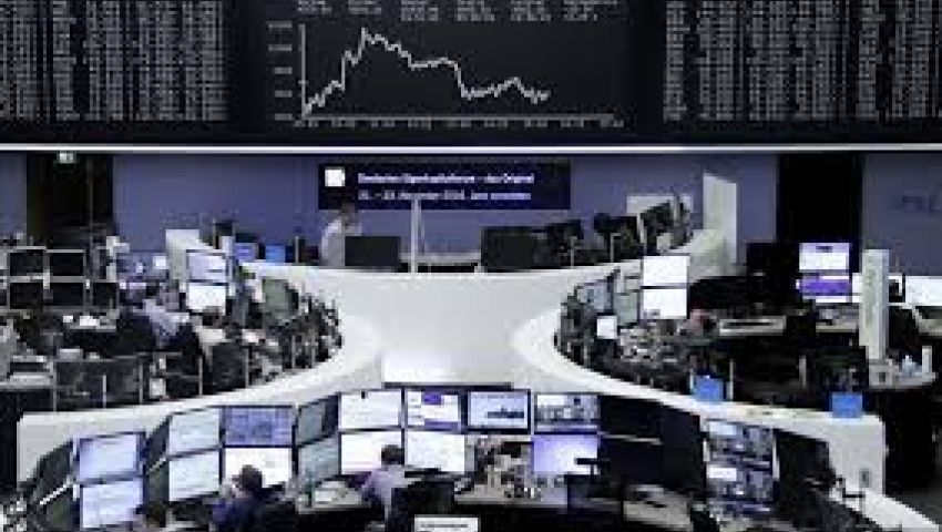عقب فوز ماكرون.. الأسهم الأوروبية تغلق منخفضة بعد صعود قصير
