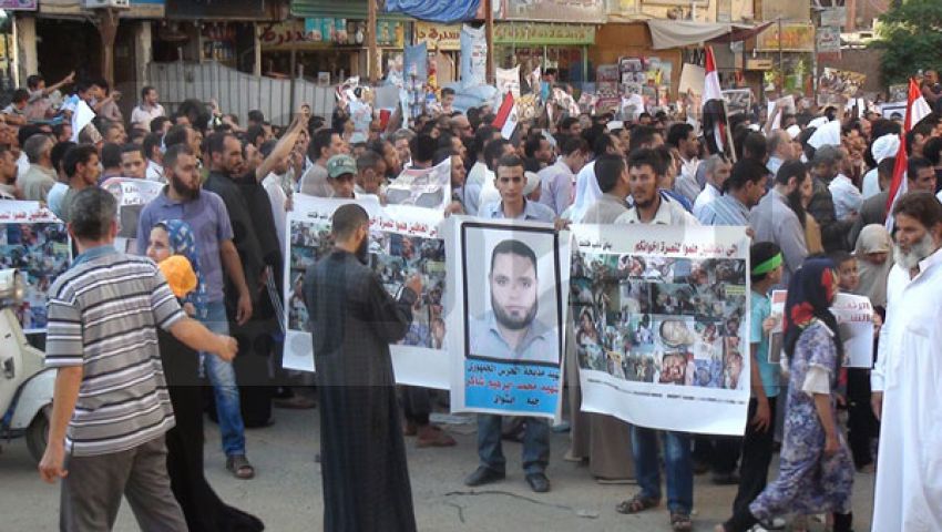 بالصور..تأبين قتيلي مجزرة الحرس الجمهوري بأبشواي