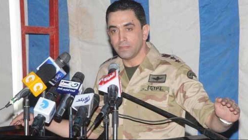 الجيش ينفي تصريحات منسوبة لرئيس الأركان بمهاجمة مؤيدي مرسي