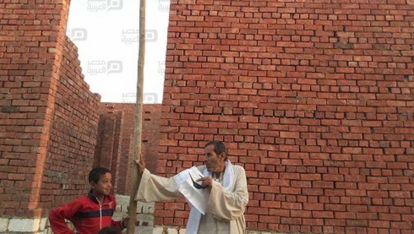 بالفيديو| قرية حلمي عبد الفتاح بالفيوم.. ربع قرن بدون كهرباء