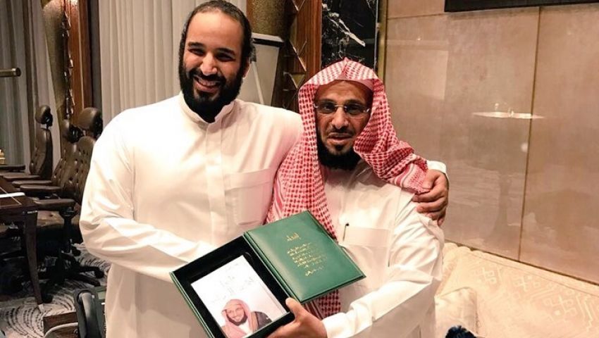 فيديو|عائض القرنى.. داعية سعودي تعرض للاغتيال وأنقذه الاعتذار