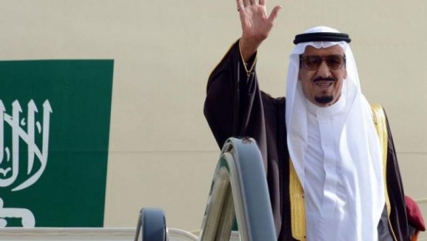 جدل بين مشاهير السعودية بسبب زيارة الملك سلمان إلى مصر