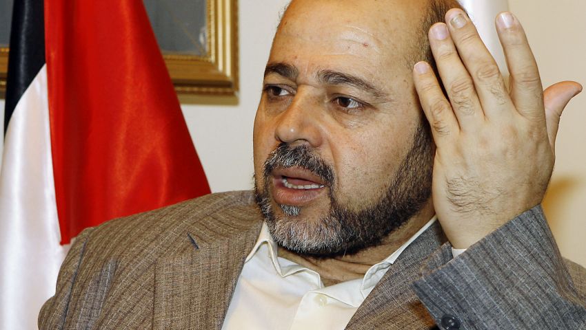موسى أبو مرزوق يعلن استشهاد زوجة وابنة محمد الضيف