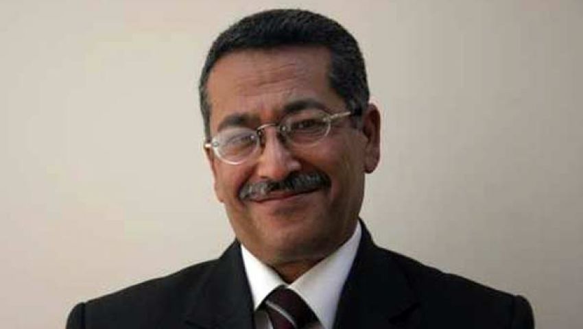 الأسمر: مال سياسي أسود يمول الإعلام المصري