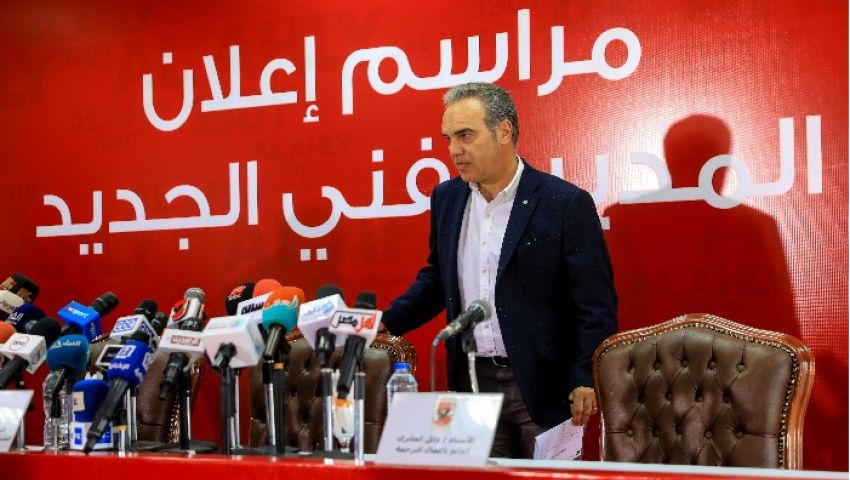 الدوري يمهد طريق استمرار «لاسارتي» مع الأهلي