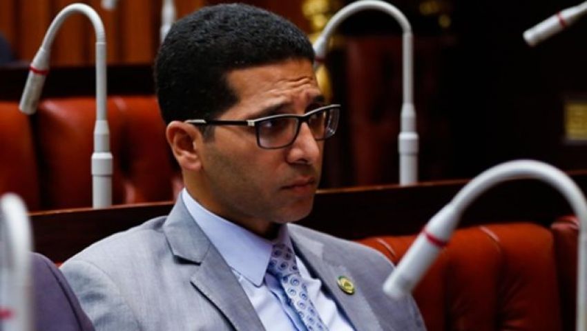 من معارضة التعديلات لـ وصفها بالديمقراطية.. هل أثرت «التسريبات» على الحريري؟