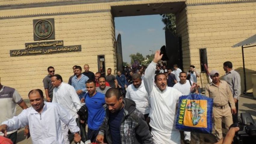مصلحة السجون.. نقل 22 سجينًا بالقرب من إقامة ذويهم