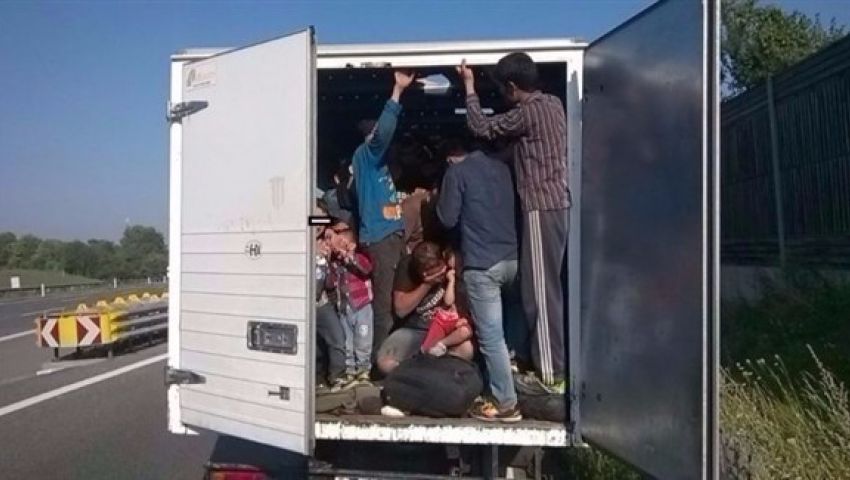النمسا.. اتهام 11 شخصاً في وفاة 71 مهاجراً داخل شاحنة