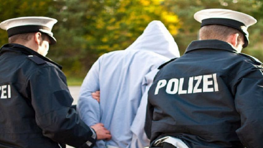 الشرطة الألمانية تعتقل سلفيين اثنين في حملة مداهمات
