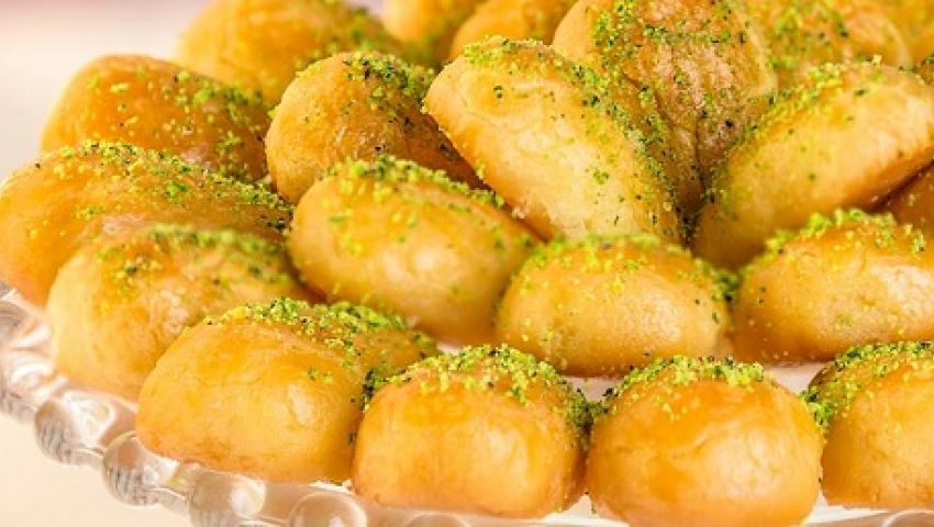 طريقة عمل رموش الست في خطوات سريعة
