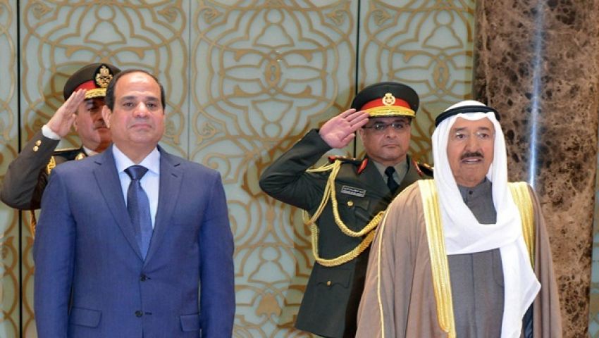 السيسي وأمير الكويت يبحثان دعم وحدة الصف العربي
