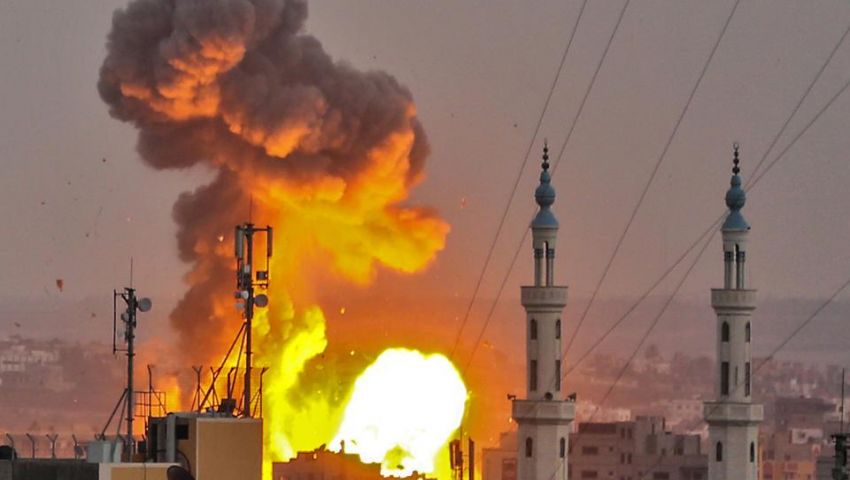 «سلامًا على أرض لا ترى السلام»... تنديد عربي واسع بالقصف الإسرائيلي لـ غزة