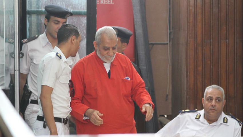 اليوم.. محاكمة بديع والشاطر في أحداث مكتب الإرشاد
