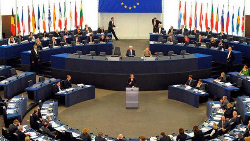 بلومبرج: ماذا تستطيع أن تفعل أوروبا لإنقاذ اتفاق إيران النووي؟