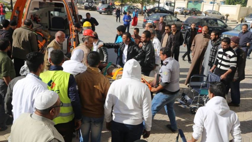 بالصور.. ضحايا سقالة أسمنت سيناء بلا حقوق ولا تأمين صحي