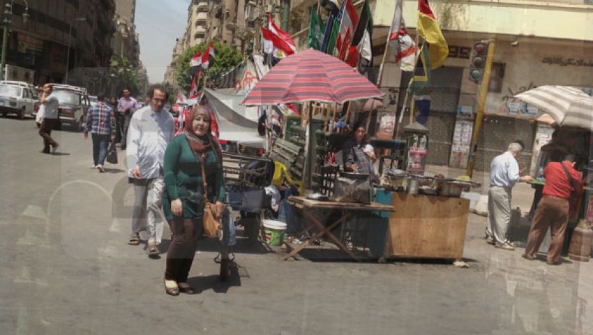 المعارضة تحتشد في التحرير انتظارًا لخطاب مرسي
