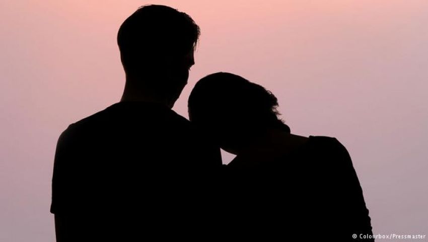 10 نصائح للاجئين قبل ممارسة الحب في ألمانيا 