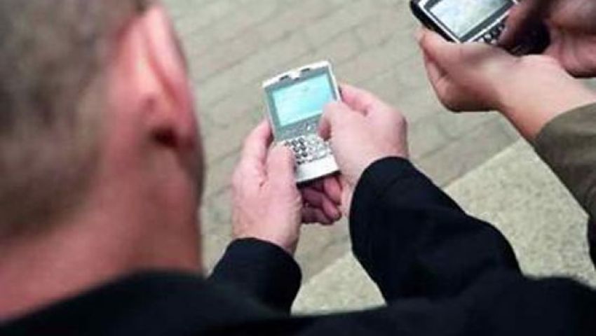 رسائل نصية وهمية تربك عملاء البنوك
