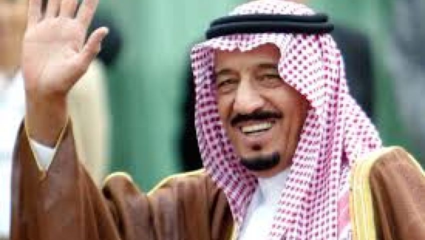 الملك سلمان يصل الأزهر للقاء أحمد الطيب