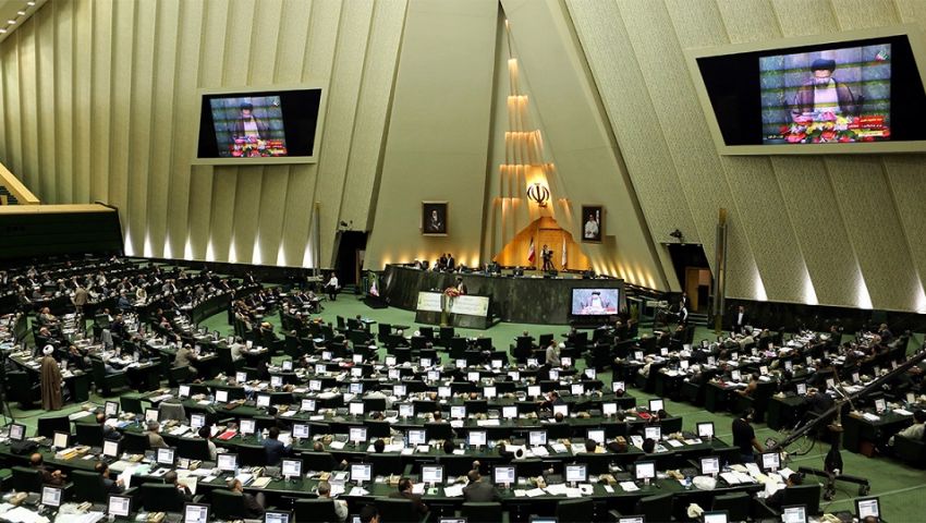 إيران.. مجلس صيانة الدستور يبدأ دراسة أهلية المرشحين للرئاسية