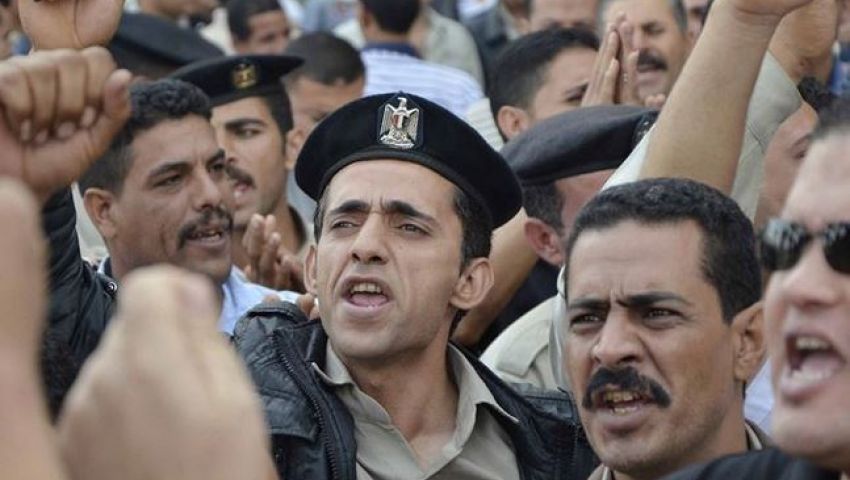 تجديد حبس 7 أمناء شرطة بتهمة تهديد الأمن القومي