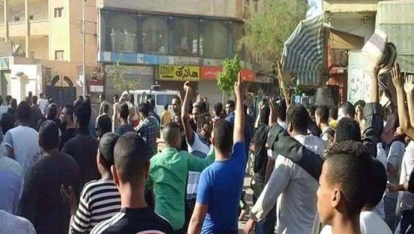 خبراء : الثورة والإرهاب وغياب المحاسبة وراء تصرفاتالشرطة 