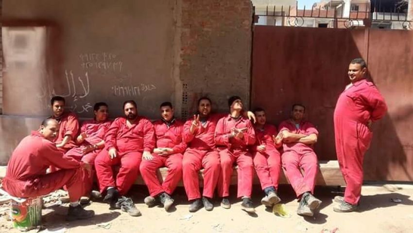 بالصور.. استمرار إضراب عمال غاز مصر بالدقهلية لليوم الرابع