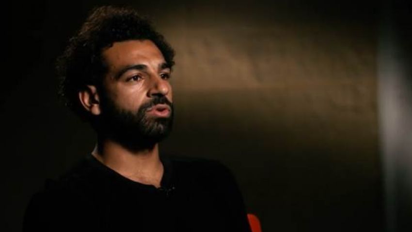 من الهجوم للتضامن.. انقسام  «تويتري» بسبب تصريحات محمد صلاح الأخيرة