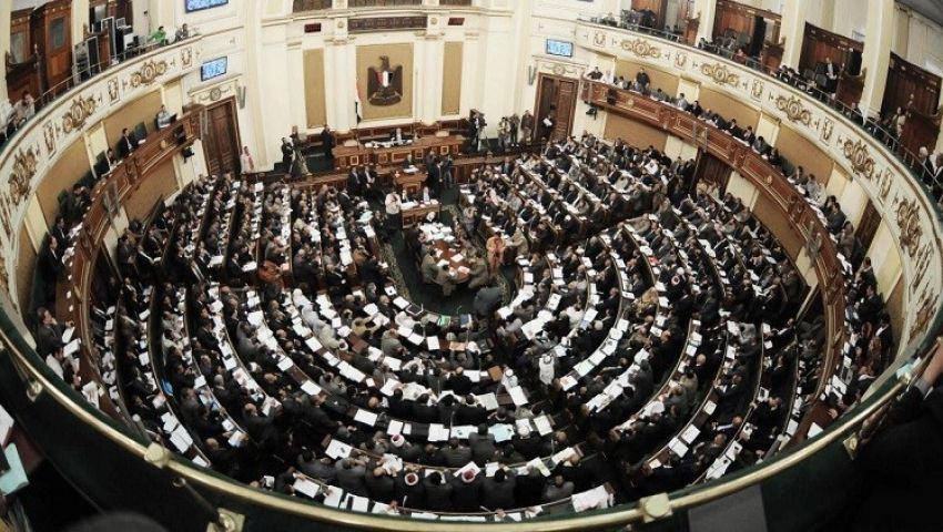 نواب: رفض المؤسسات الدينية لقاء نائب ترامب موقف مشرف