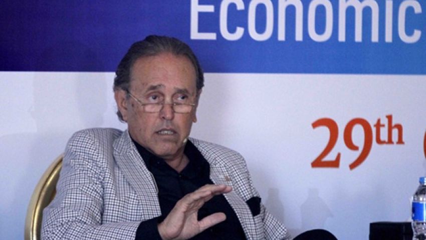 هاني توفيق عن اختفاء 32.5 مليار جنيه من ميزانية الدولة: احنا آسفين يا جنينة
