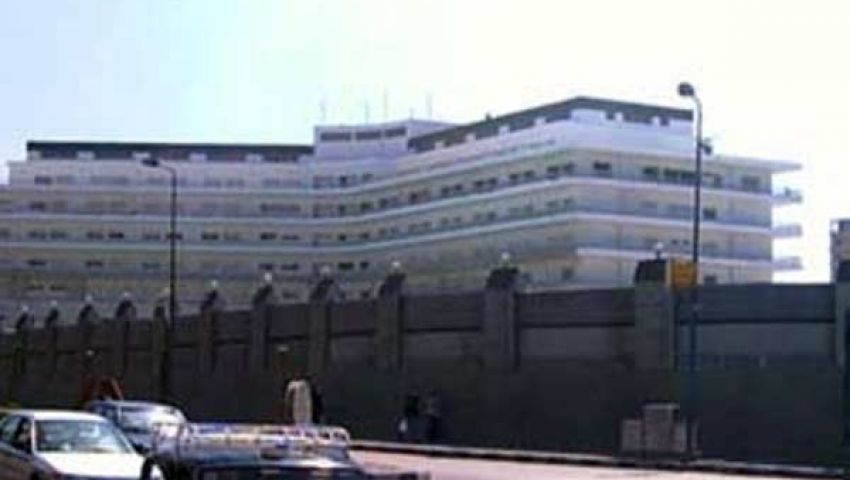 خبراء أجانب لجراحة القلب والعمود الفقري