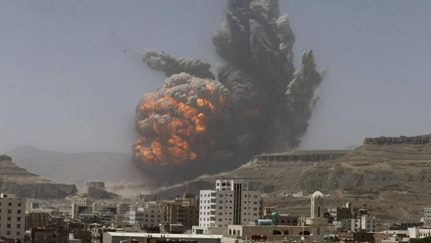 مقتل 12 حوثيًّا وإصابة 19 آخرين في غارات لـ«التحالف» غربي تعز