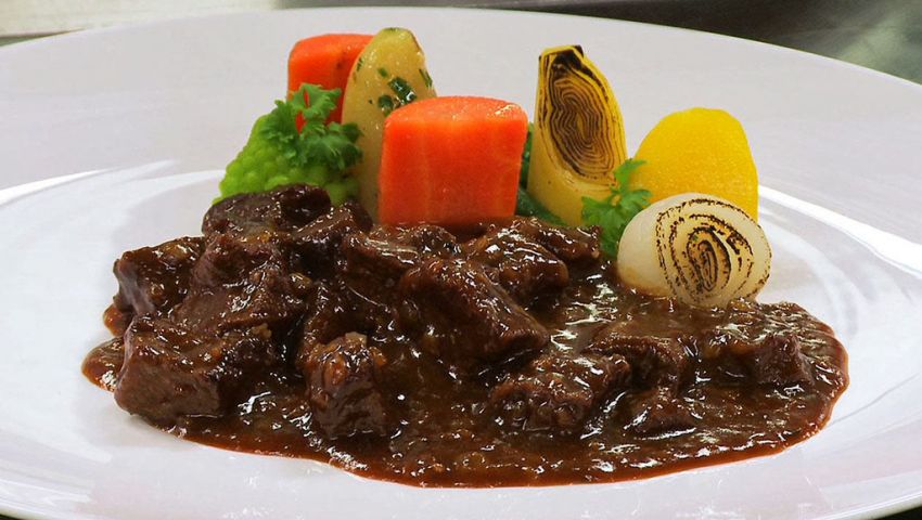 طريقة عمل كباب حلة  .. في خطوات بسيطة