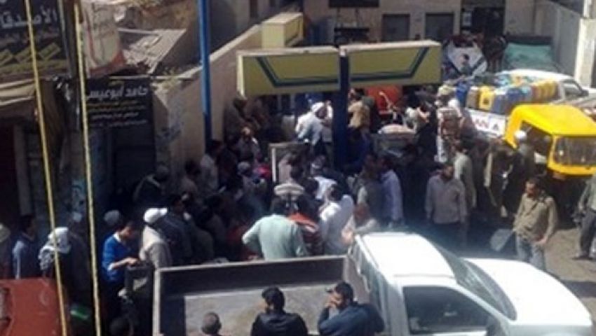 إصابة 2 بسبب تموين السيارات بأسيوط