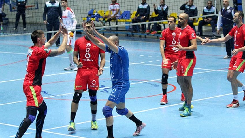 طائرة رجال الاهلي تتدرب على فترة واحدة استعدادًا لبطولة أفريقيا