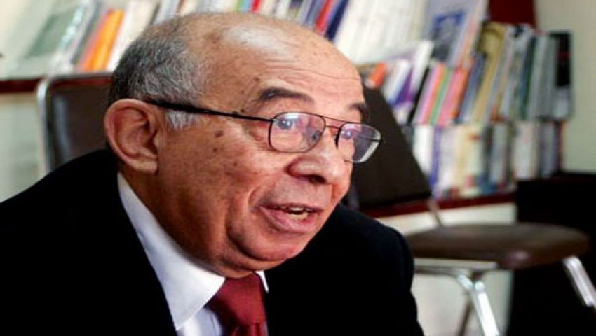 ممثل اليسار بالخمسين: قانون التظاهر ينتهك حقوق الإنسان