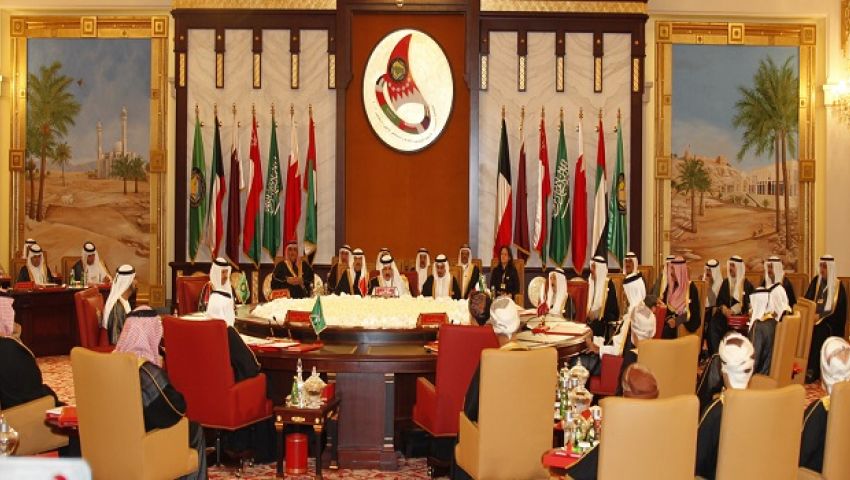 دول الخليج تعيّن مبعوثًا جديدًا باليمن.. وتطلب التزامًا حوثيًّا بالسلام